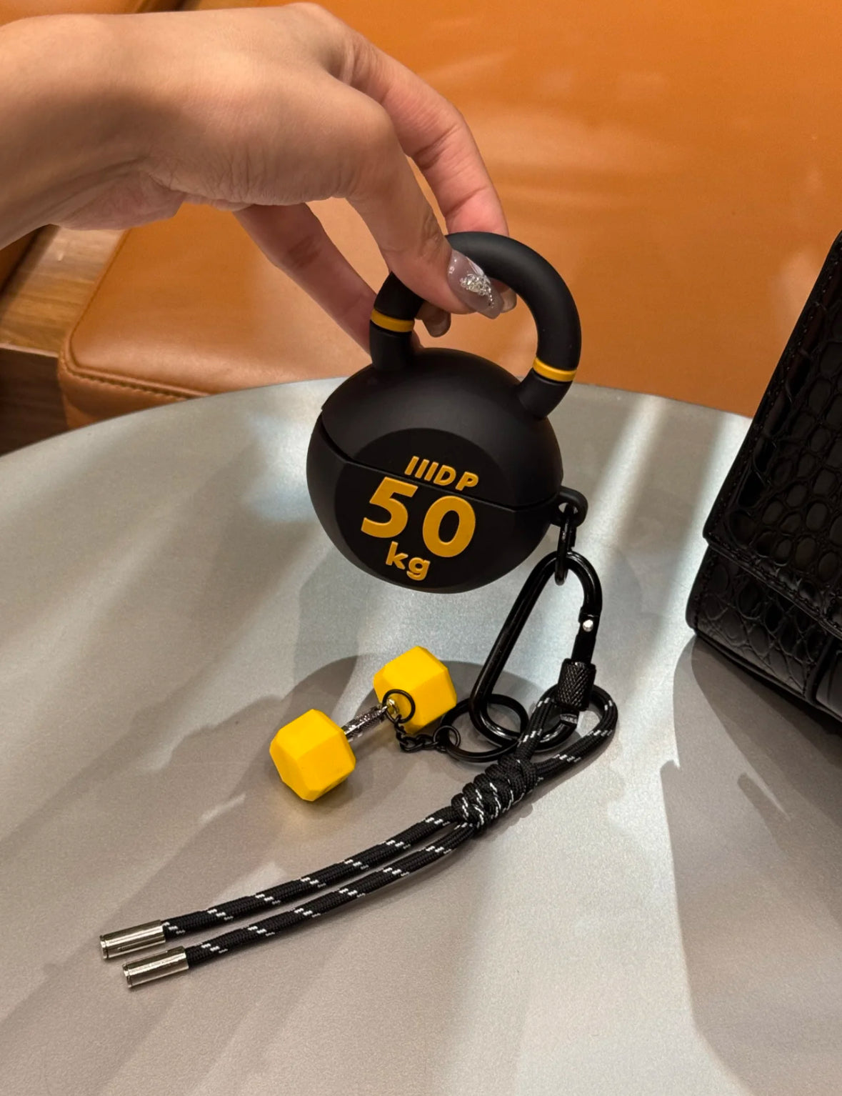 Kettlebell AirPods Case Charm – Fitness-Inspired Keychain with Dumbbell Accessory
